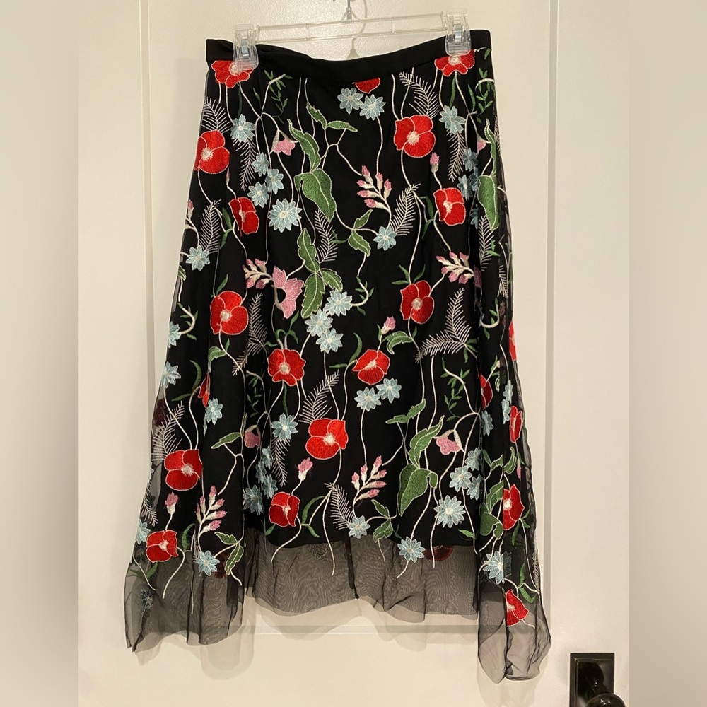 Eva Franco Black Embroidered Tulle Midi Skirt, size 12